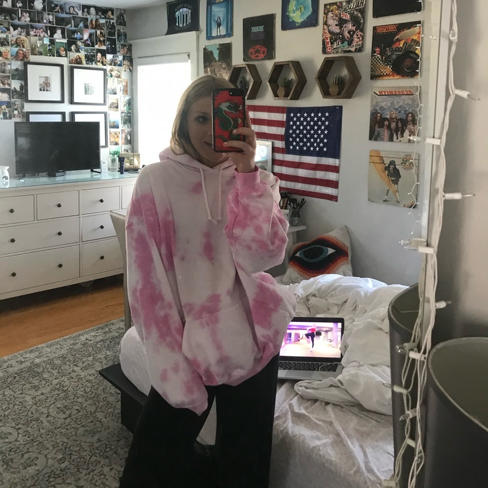 TIE DYE HOODIE